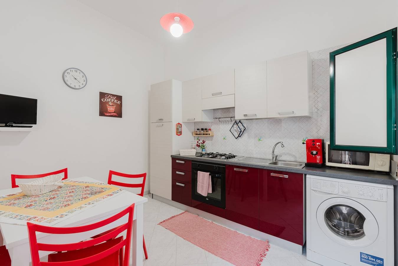 Foto 5 von 21: Ferienwohnung 'Marilù' mit privater Terrasse und Wi-Fi