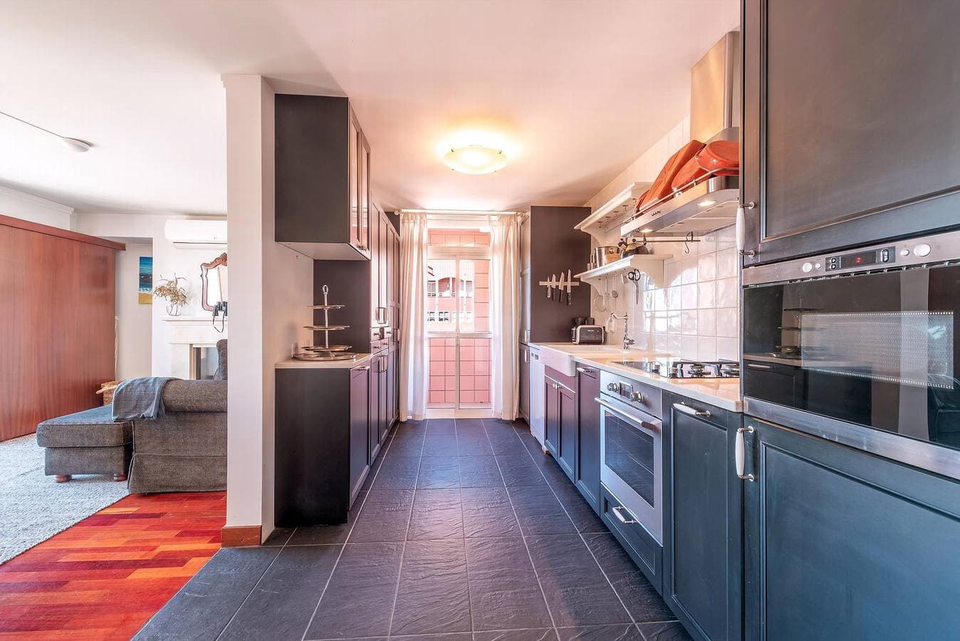 Foto 12 von 34: Ferienwohnung für 4 Personen mit Terrasse