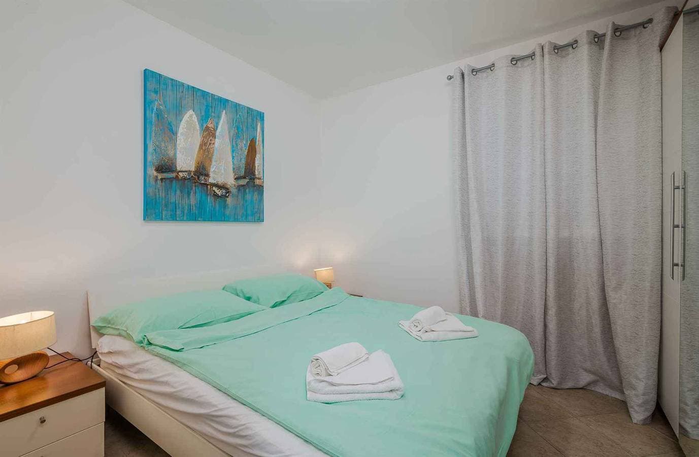 Foto 7 von 35: Ferienwohnung mit Balkon