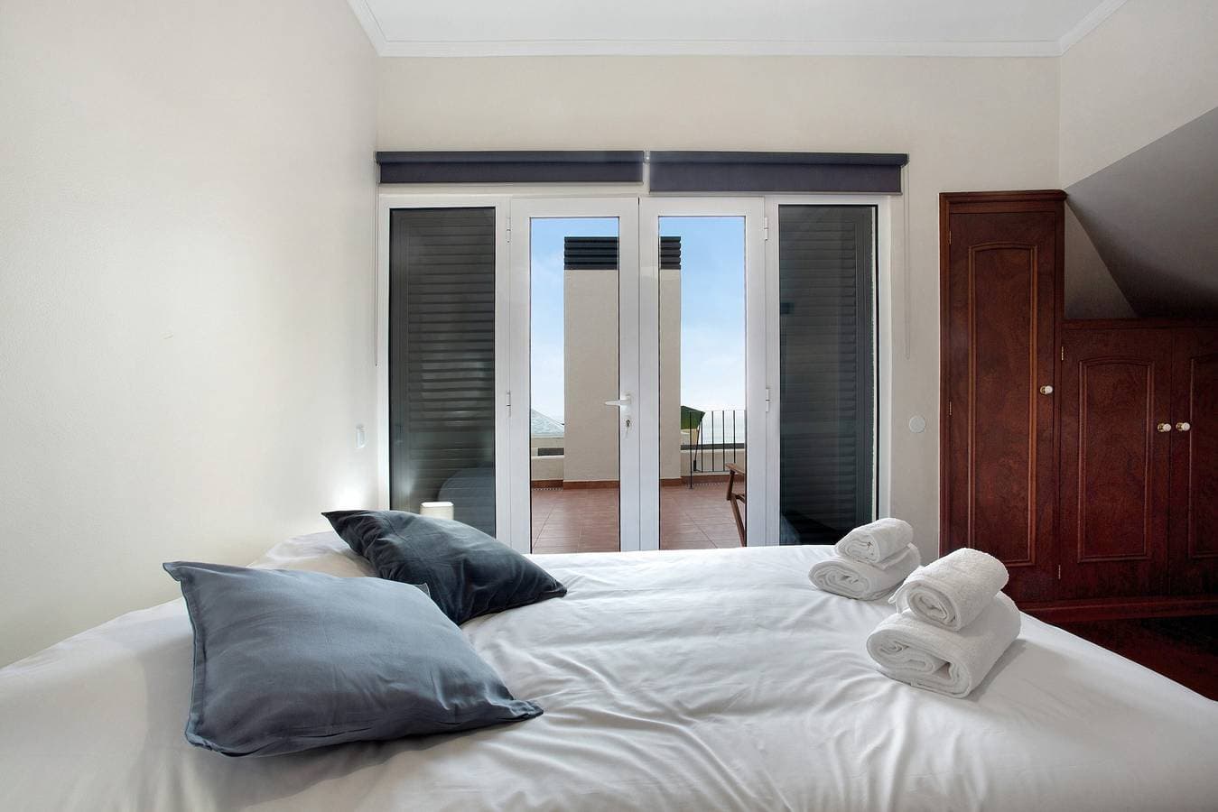 Foto 13 von 25: Ferienwohnung 'Vista Mar' mit Meerblick, privater Terrasse und WLAN