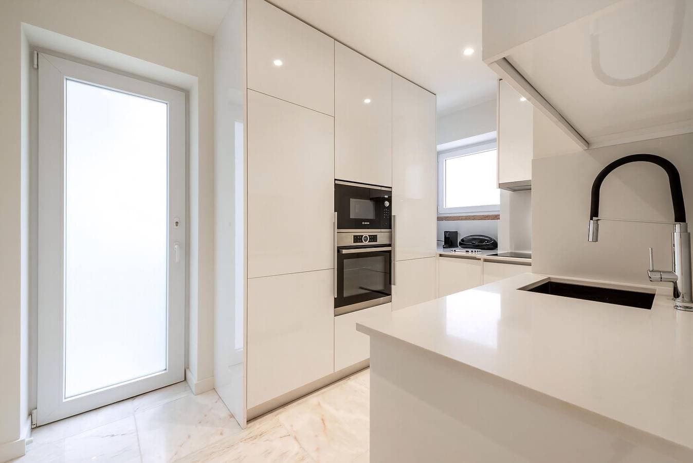 Foto 4 von 36: Ferienwohnung für 4 Personen mit Balkon