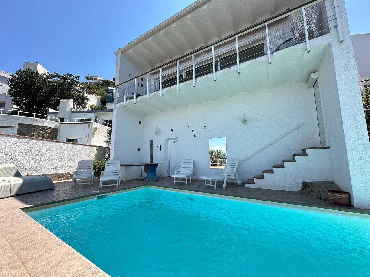 Foto 6 von 33: Haus mit privatem Pool in Strandnähe - Platz für bis zu 8 Personen