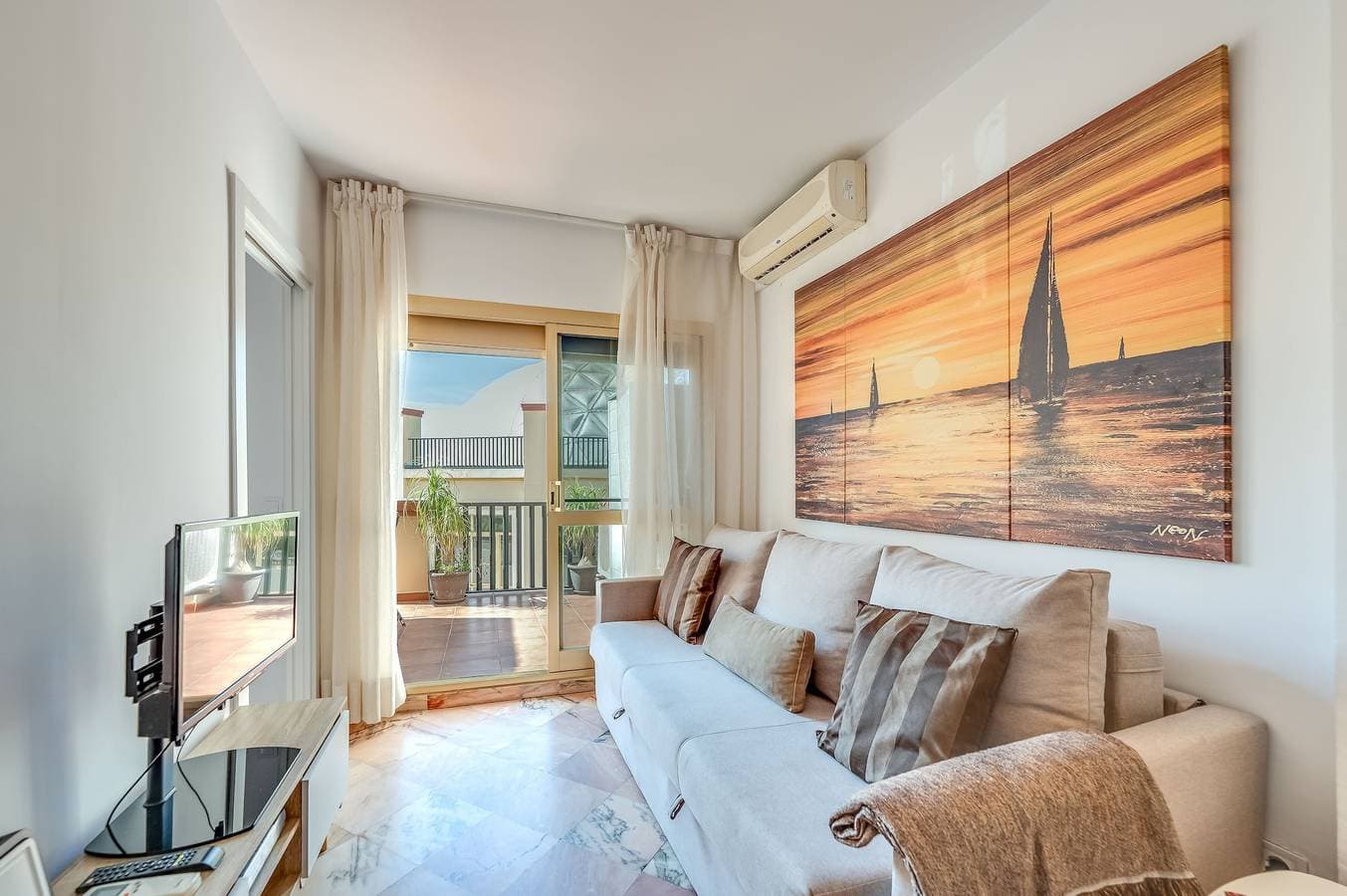 Foto 4 von 31: Apartment 'Romana Playa' mit Pool, WLAN und Klimaanlage in Marbella