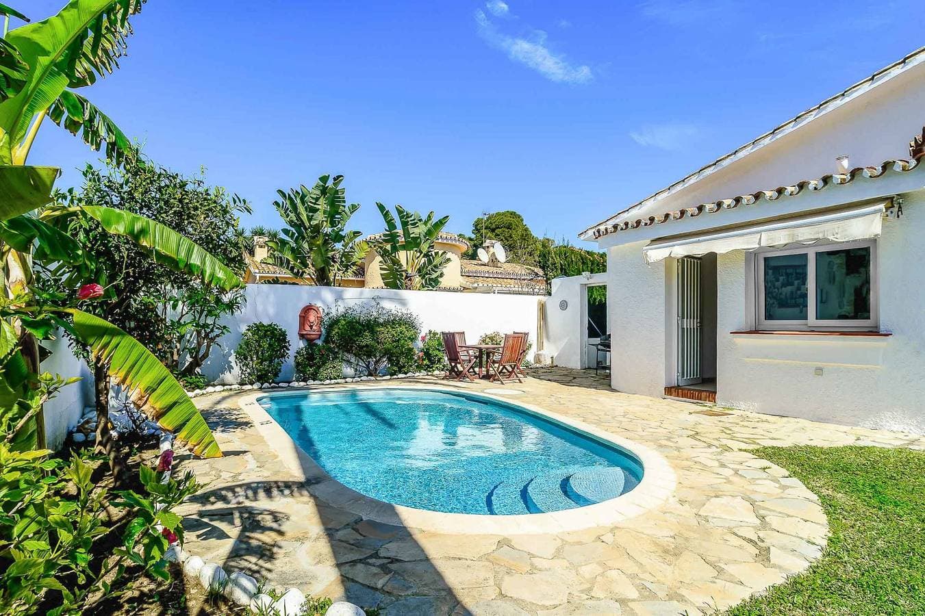 Villa 1