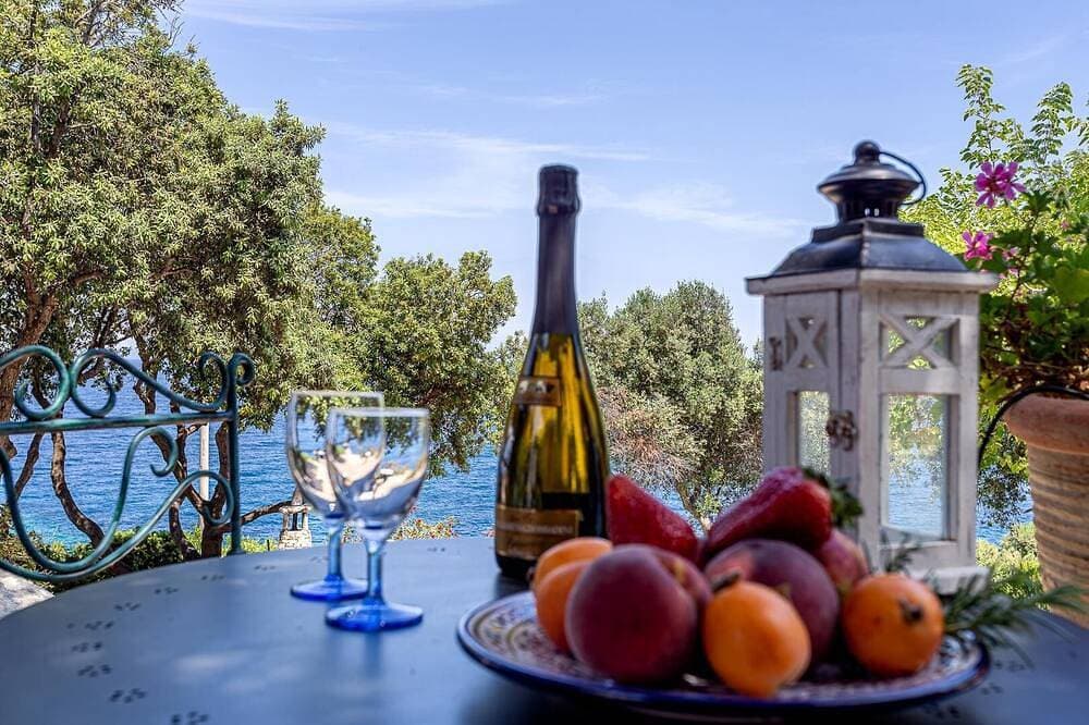 Foto 7 von 30: Mareblu, Trullo mit herrlicher Veranda mit Blick auf das Meer in der Franchina