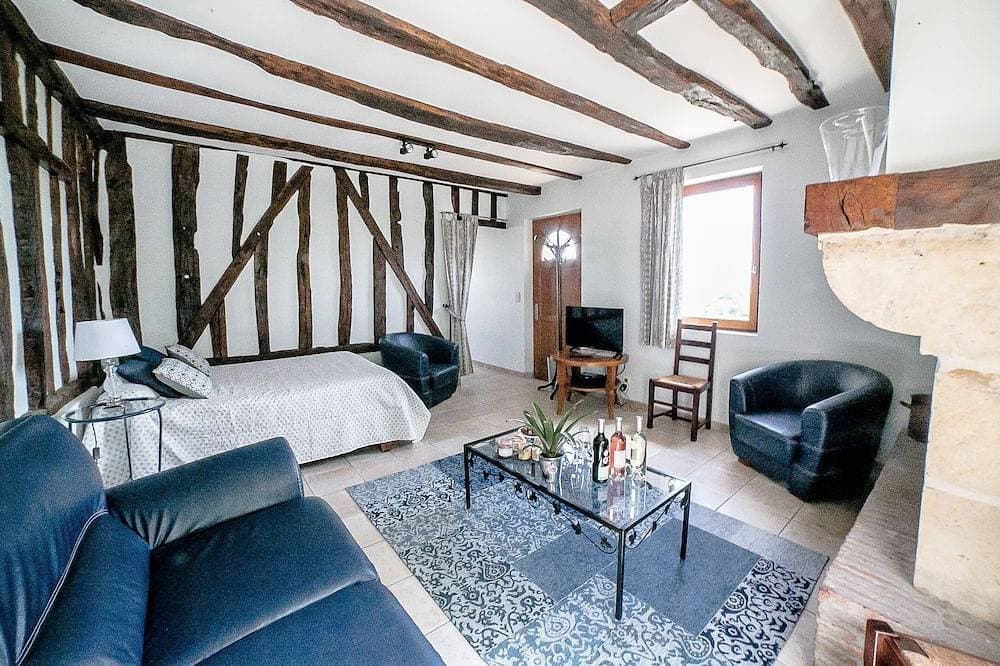 Foto 2 von 30: Angebot 27.7. Bis 03.08. Ehemaliges Winzerhaus mit privatem Pool 14 Pers