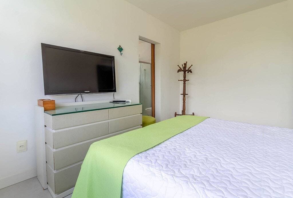 Foto 9 von 50: Ip01 House 5 Suites 100m from Pedra do Sal Beach