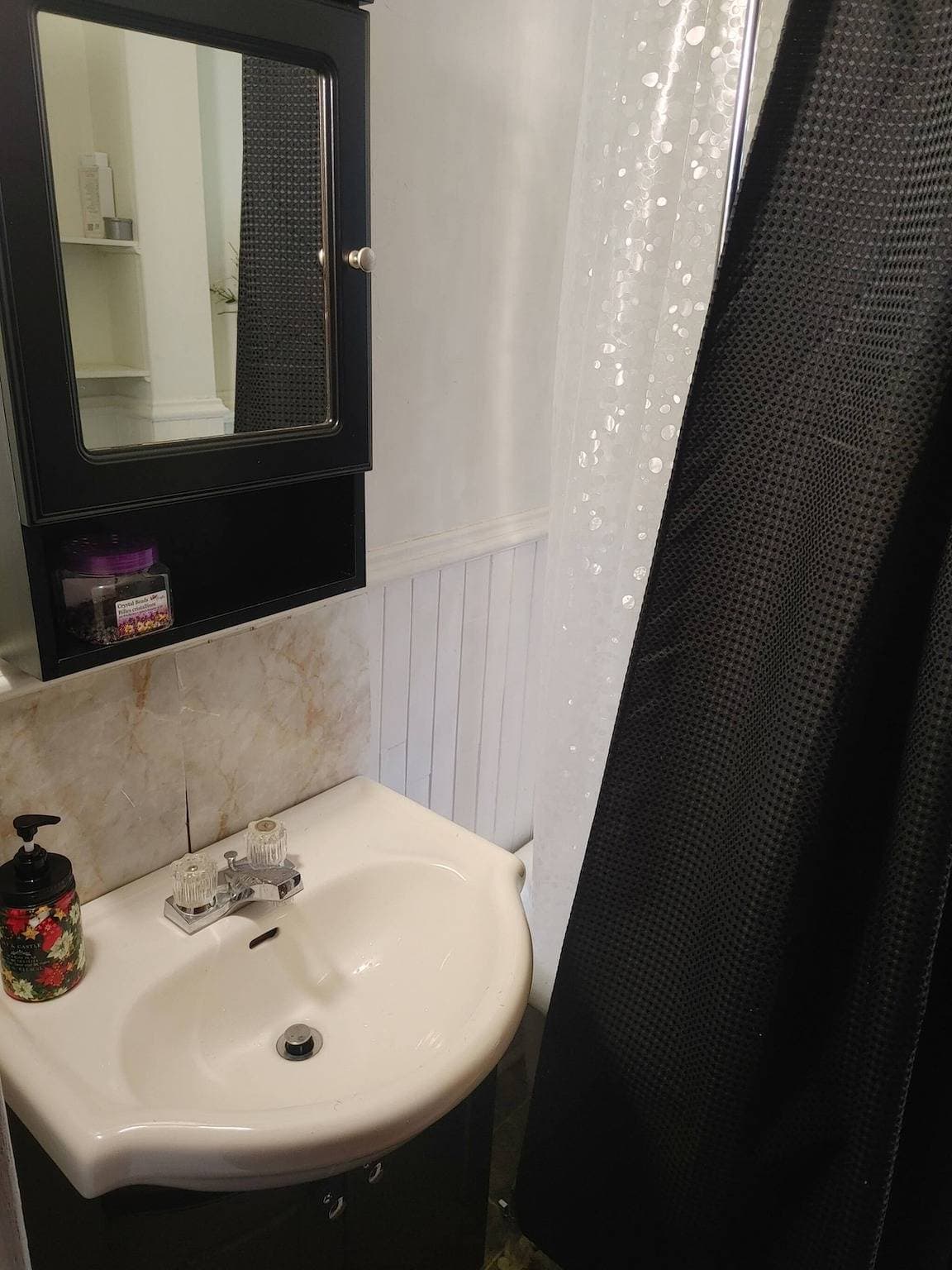 Foto 13 von 25: Gemütliches Economy-Zimmer im Zentrum von Saint John mit Gemeinschaftseinrichtungen