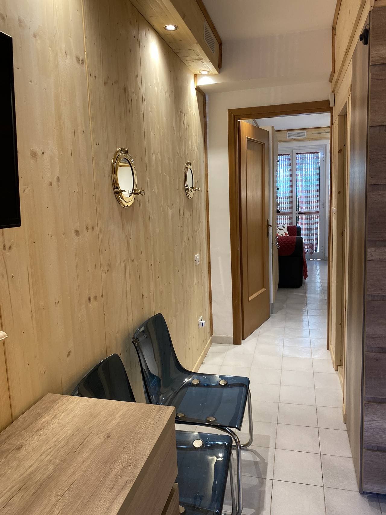 Foto 12 von 32: Ferienwohnung für 3 Personen mit Pool