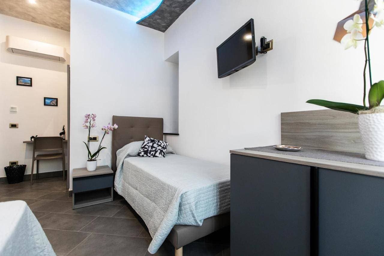 Foto 5 von 26: Standard Quadruple Room