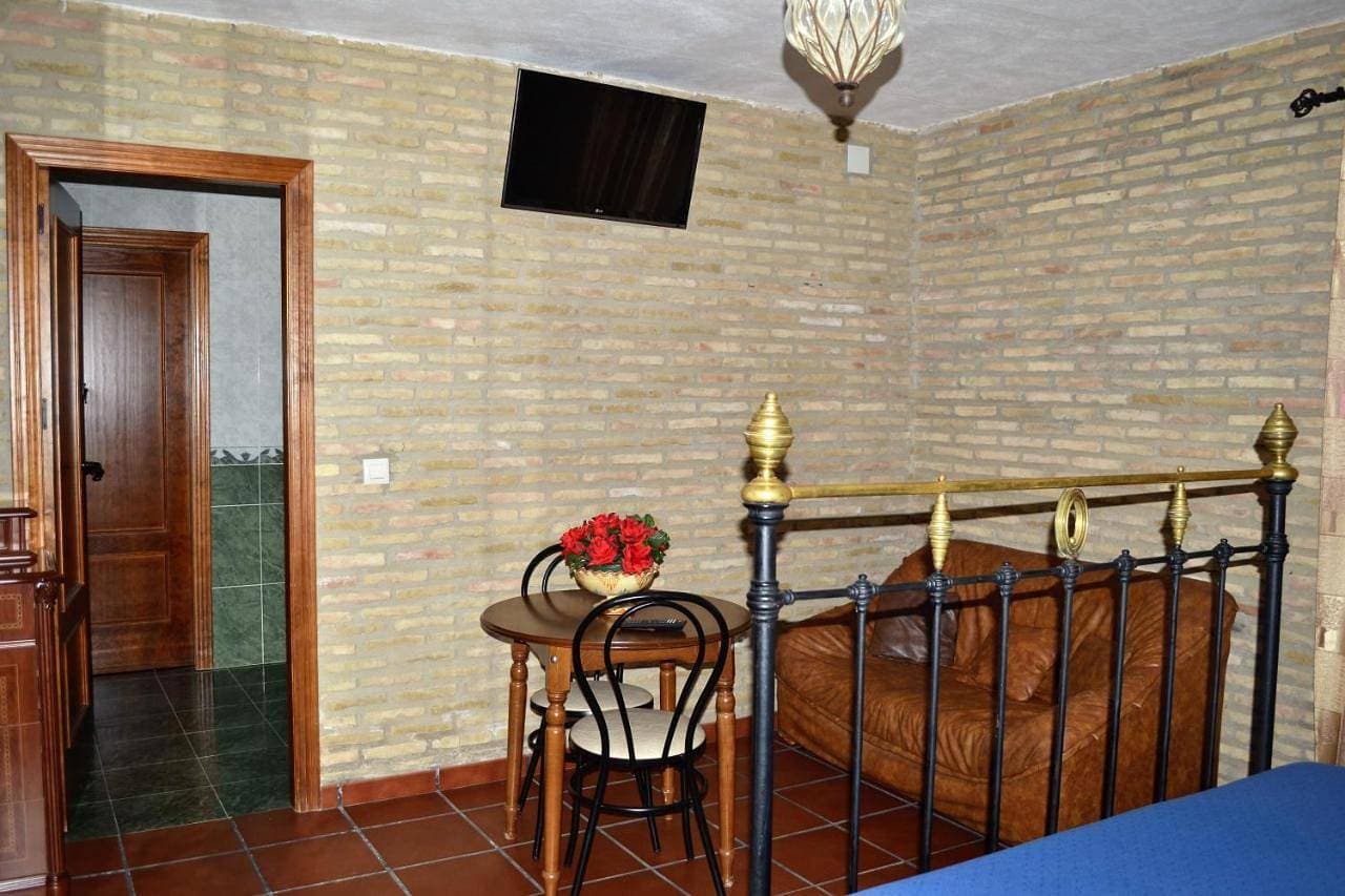 Foto 13 von 15: Queen Room with Two Queen Beds - Disability Access