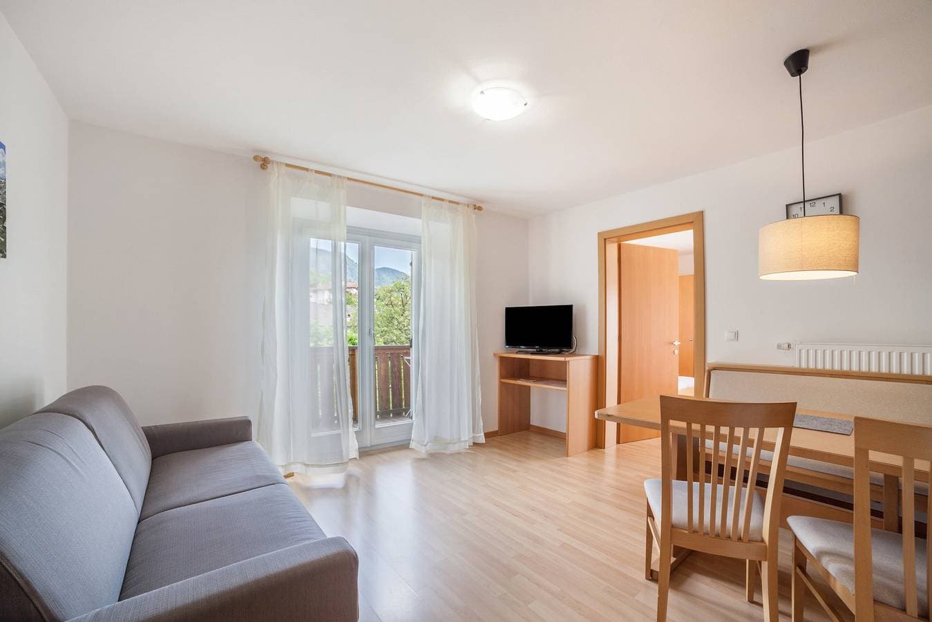 Foto 3 von 23: Ferienwohnung "Mosttragerhof 1" mit Bergblick, Gemeinschaftspool und WLAN