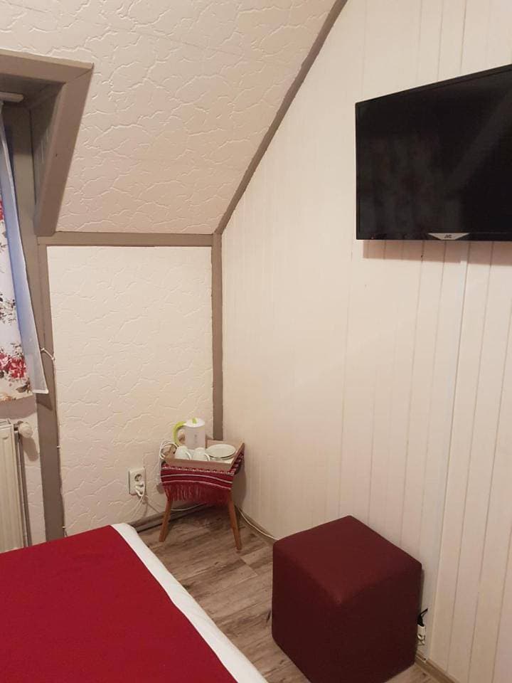 Foto 12 von 29: Double Room with Private Bathroom