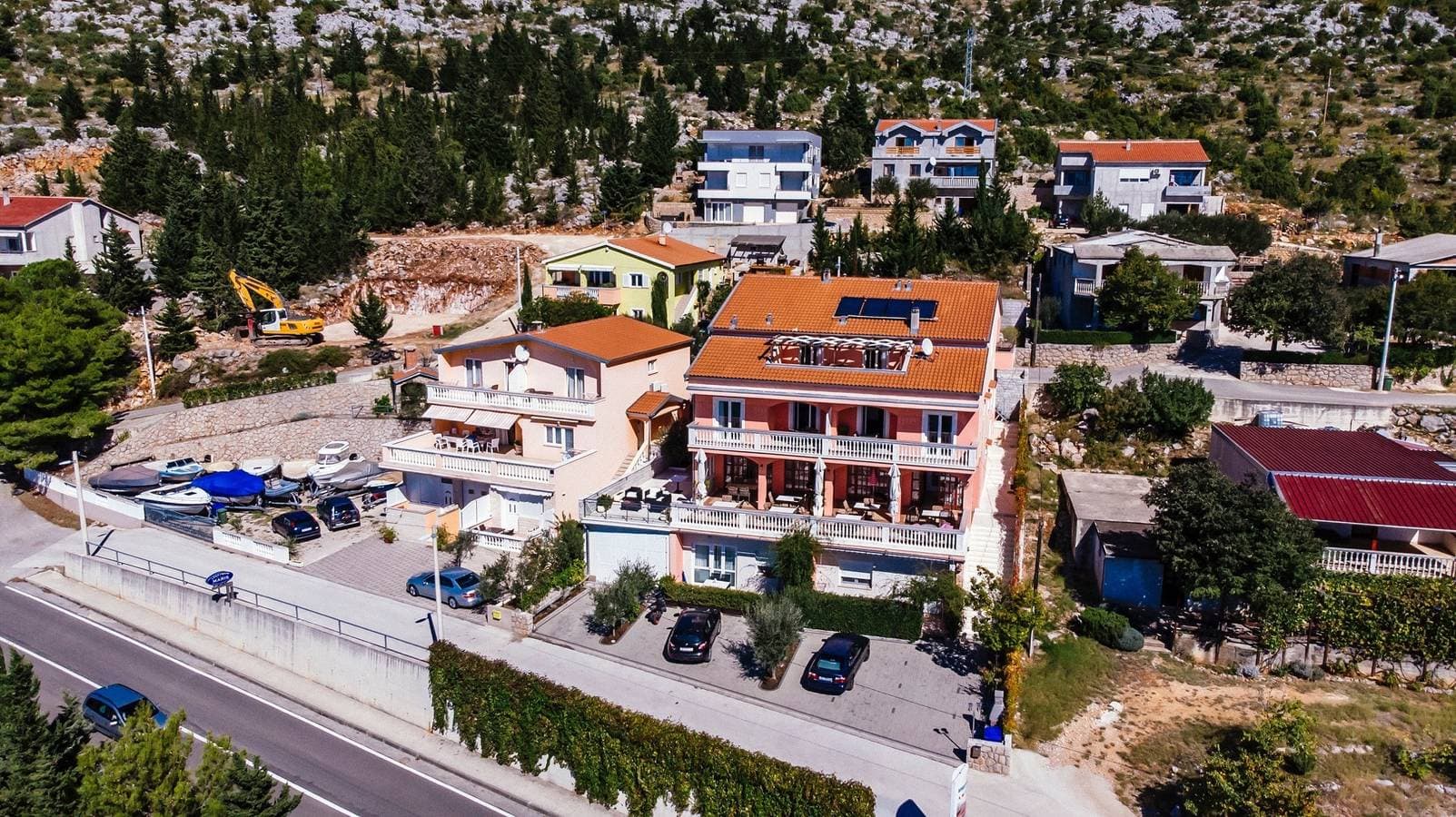 Foto 4 von 20: Studio Appartement mit Balkon und Meerblick Starigrad, Paklenica As-16421-a