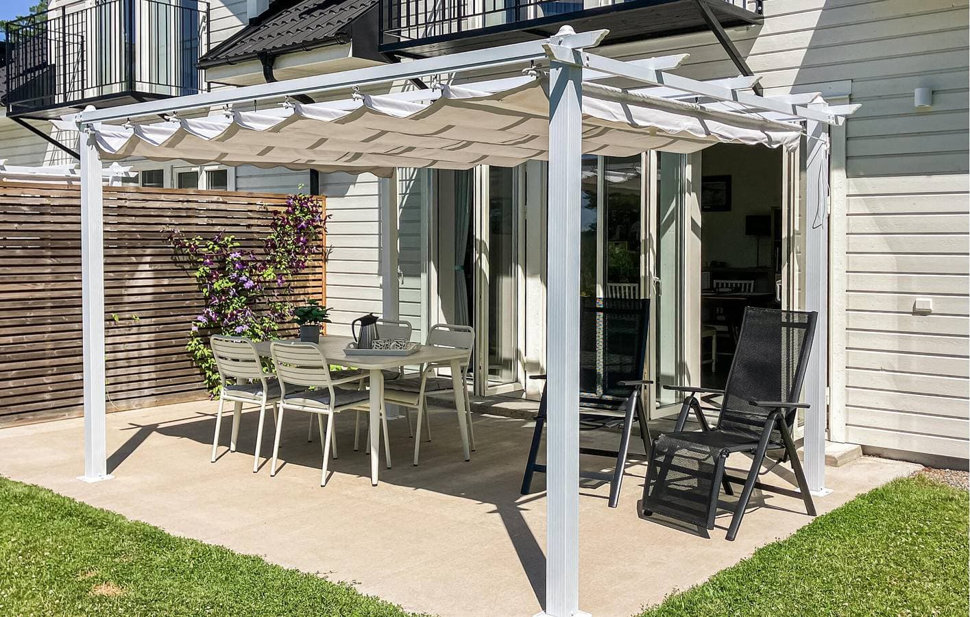 Foto 12 von 39: Ferienhaus für 5 Personen mit Seeblick