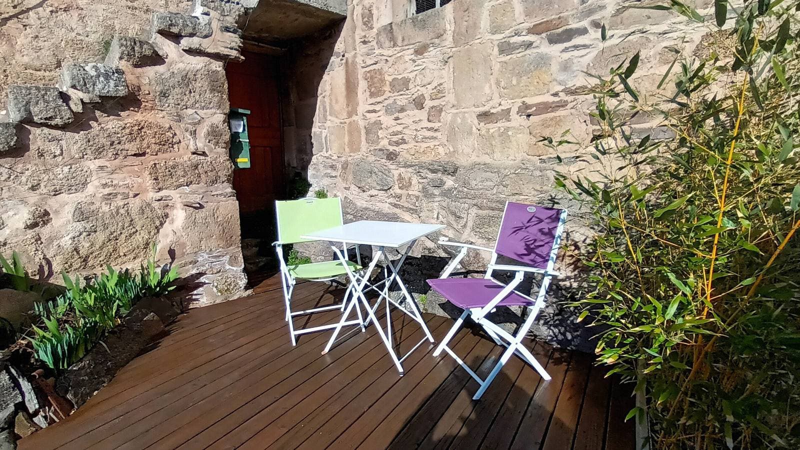Foto 3 von 24: Ferienhaus 'La Clé Des Sens' mit Bergblick, privater Terrasse und Innenpool