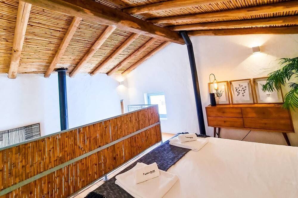 Foto 3 von 7: Flh Vale Judeu Rustic Mezzanine Cottage II