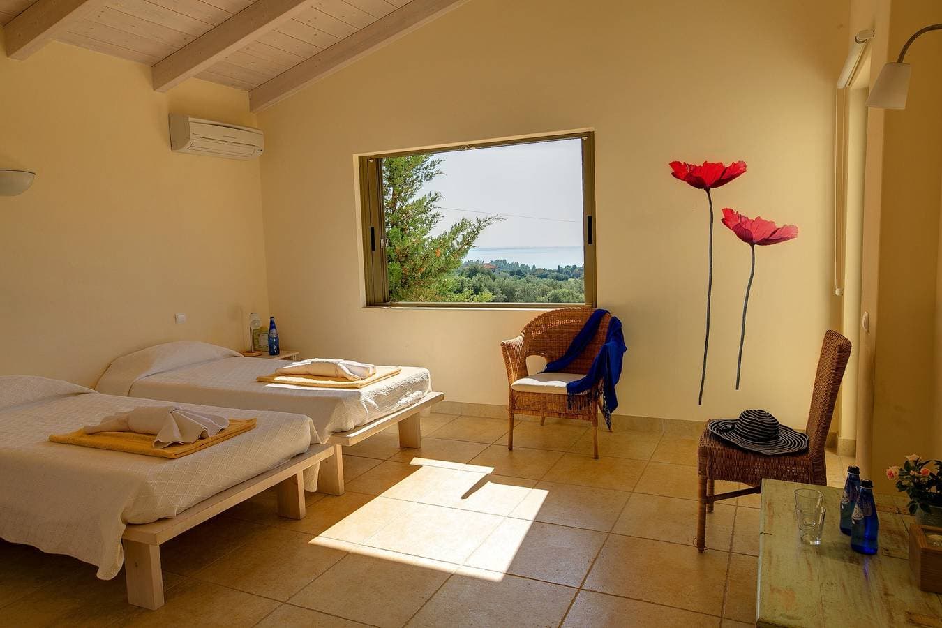Foto 9 von 18: Villa 'Ippokampos Ideales Resort' mit Meerblick, WLAN und Klimaanlage
