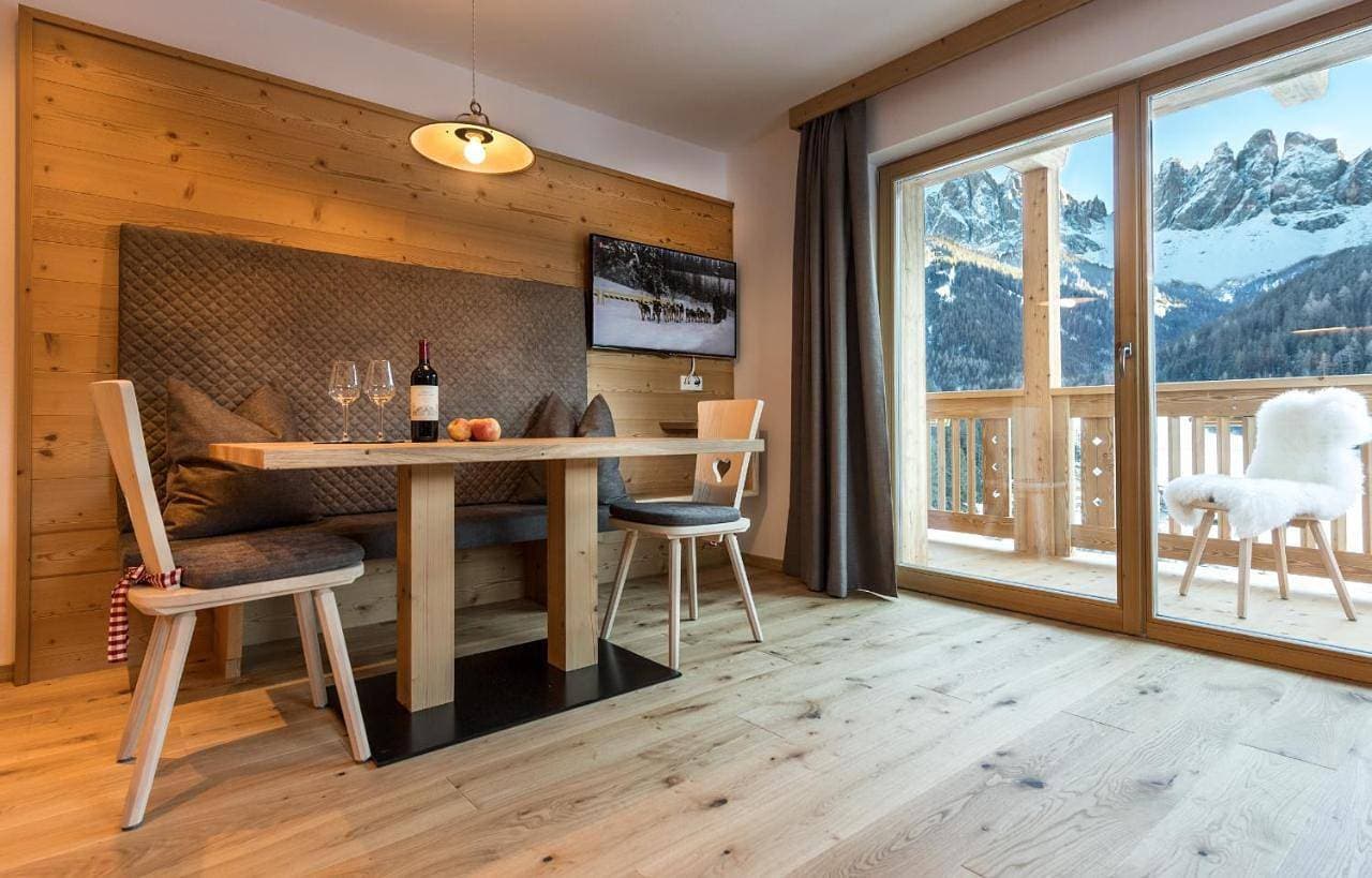 Foto 8 von 17: Apartment with Mountain View