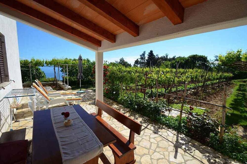 Ferienwohnung mit Ausblick zum Meer 1