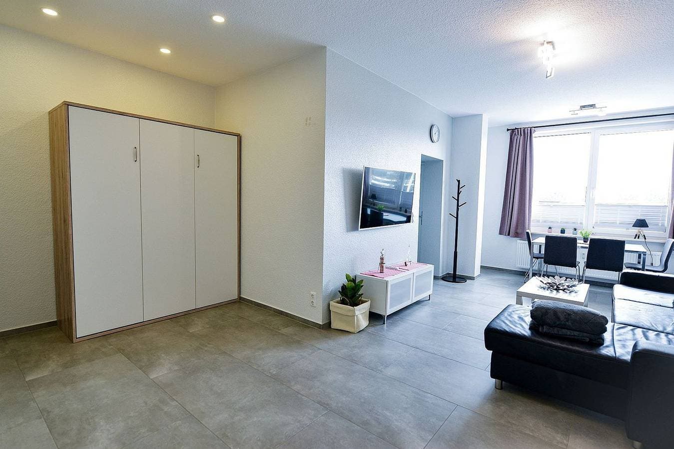 Foto 11 von 15: Se02 Im Erdgeschoß - Ferienwohnung mit einem modernen Ambiente