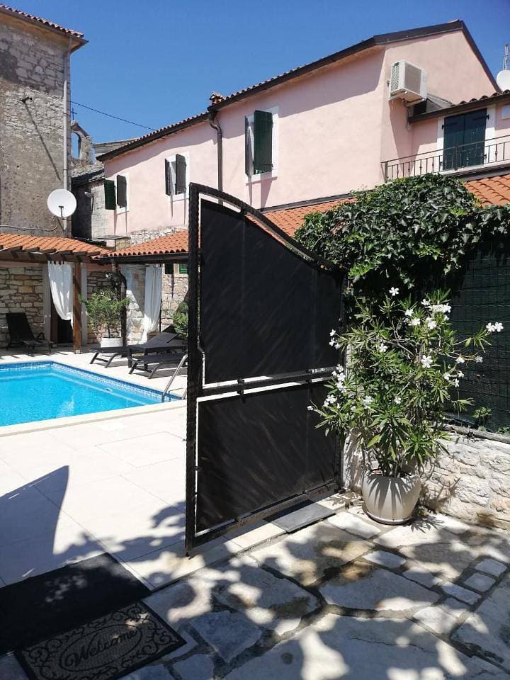 Foto 8 von 53: Villa with Private Pool