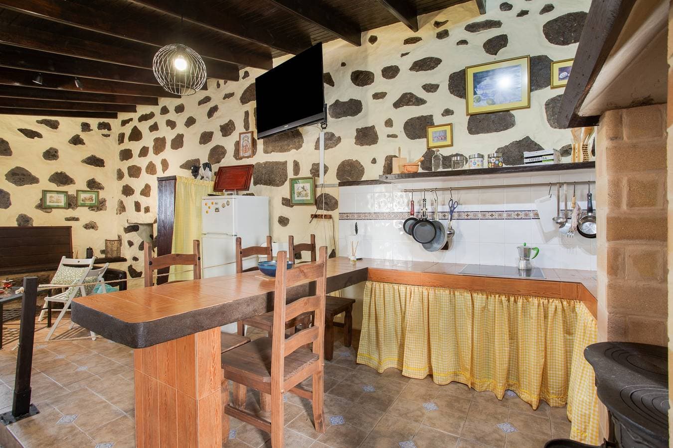Foto 3 von 20: Ferienhaus 'Ancana' mit Bergblick, privater Terrasse und WLAN