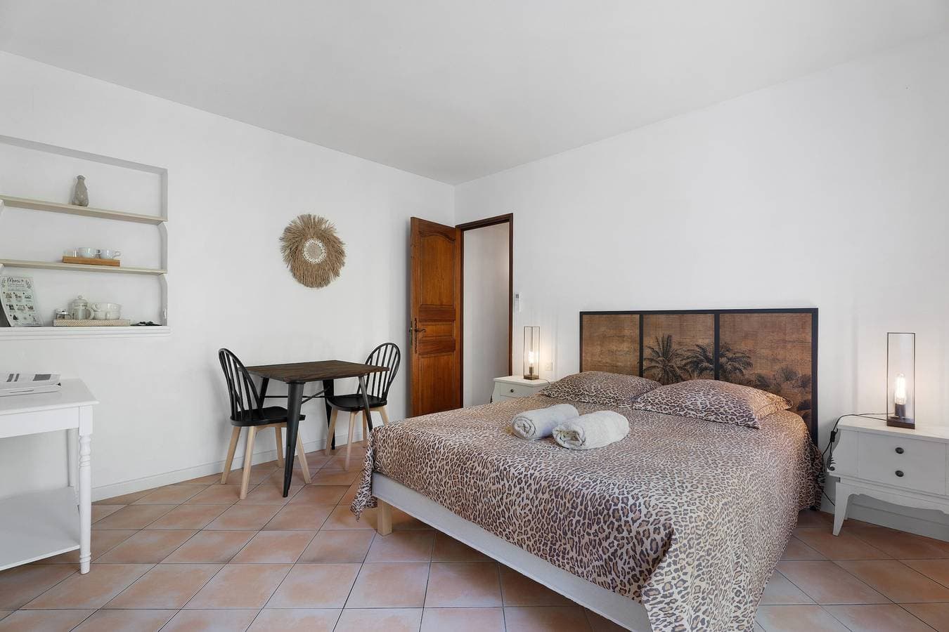 Foto 5 von 25: Zimmer 'Chambre' mit privater Terrasse, WLAN und Klimaanlage