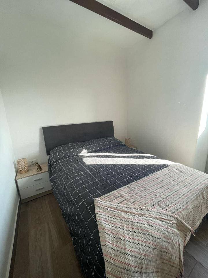 Foto 11 von 42: One-Bedroom Apartment with View