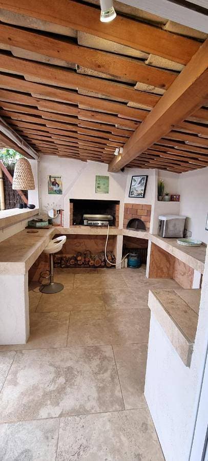 Foto 4 von 34: Three-Bedroom House