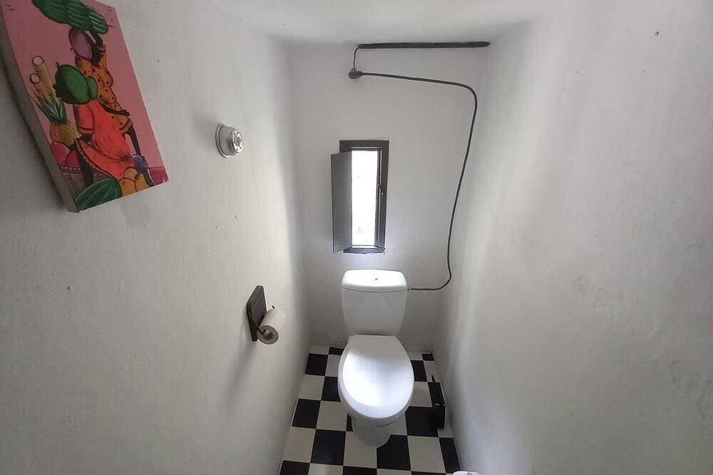 Foto 9 von 28: \"Casa Coerente\" Cavergno - ganzes Obergeschoss mit Zimmer #1-4