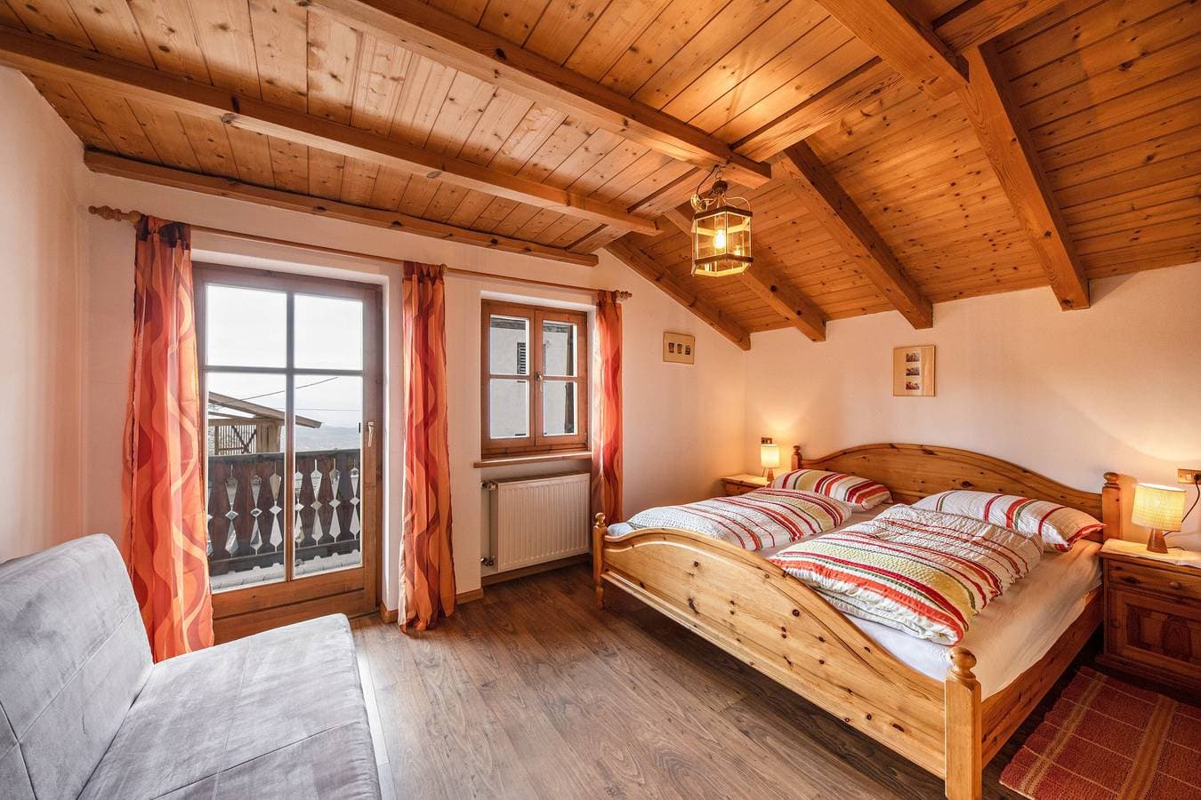 Foto 2 von 23: Ferienwohnung "Malgorerhof Pfister" mit Bergblick, Balkon & Gemeinschaftsgarten