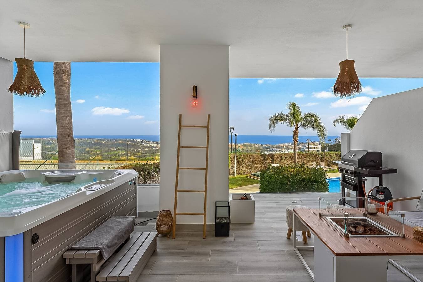 Vistas al Mar Con Jacuzzi A221 1