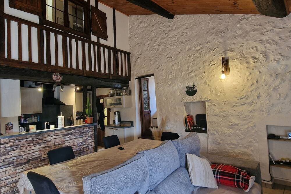 Foto 6 von 7: Jeonna stone house