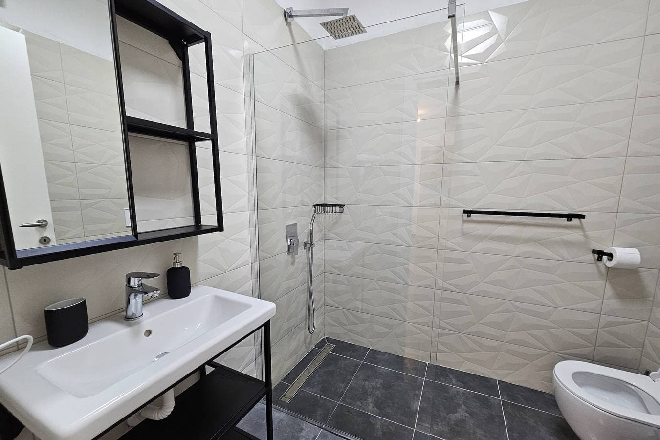 Foto 6 von 20: Sunset Luxury Apartment /w Panoramic Sea View