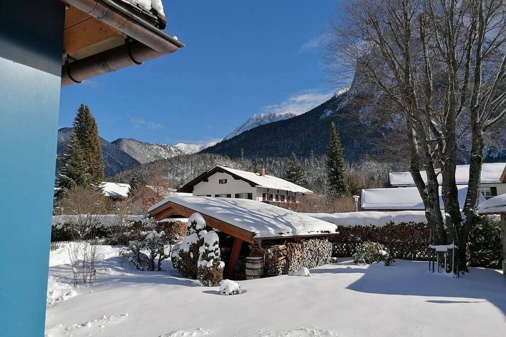 Foto 11 von 19: \"Karwendel\" - Fewo/Wohn-Schlafraum/Dusche, Wc - Alpensonne, Ferienhaus