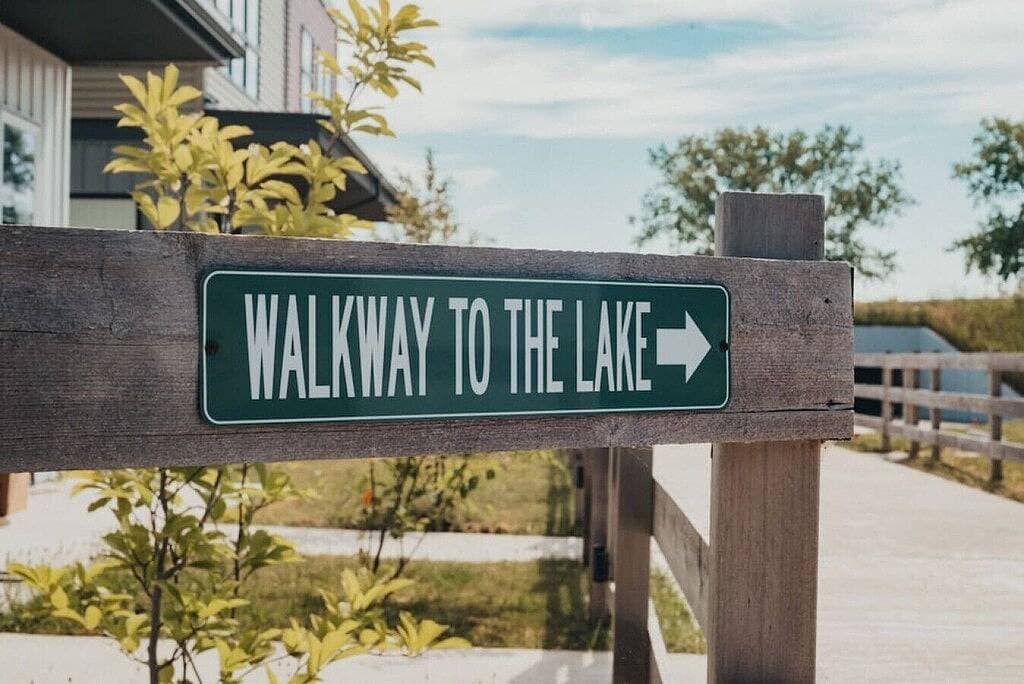 Flx Solar Powered Village/Tunnel to Seneca Lake! 1