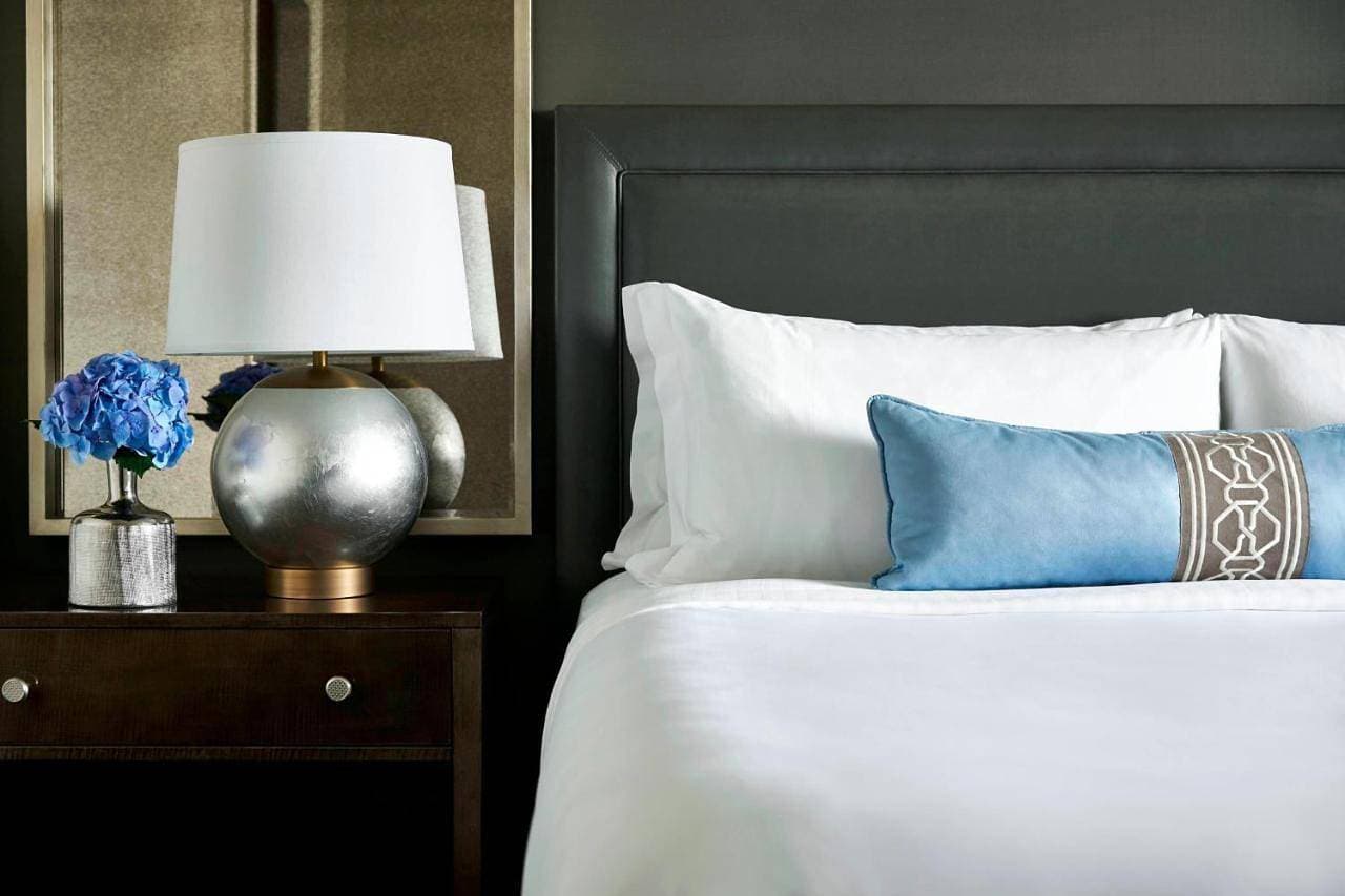 Foto 7 von 9: Guest Room with King Bed