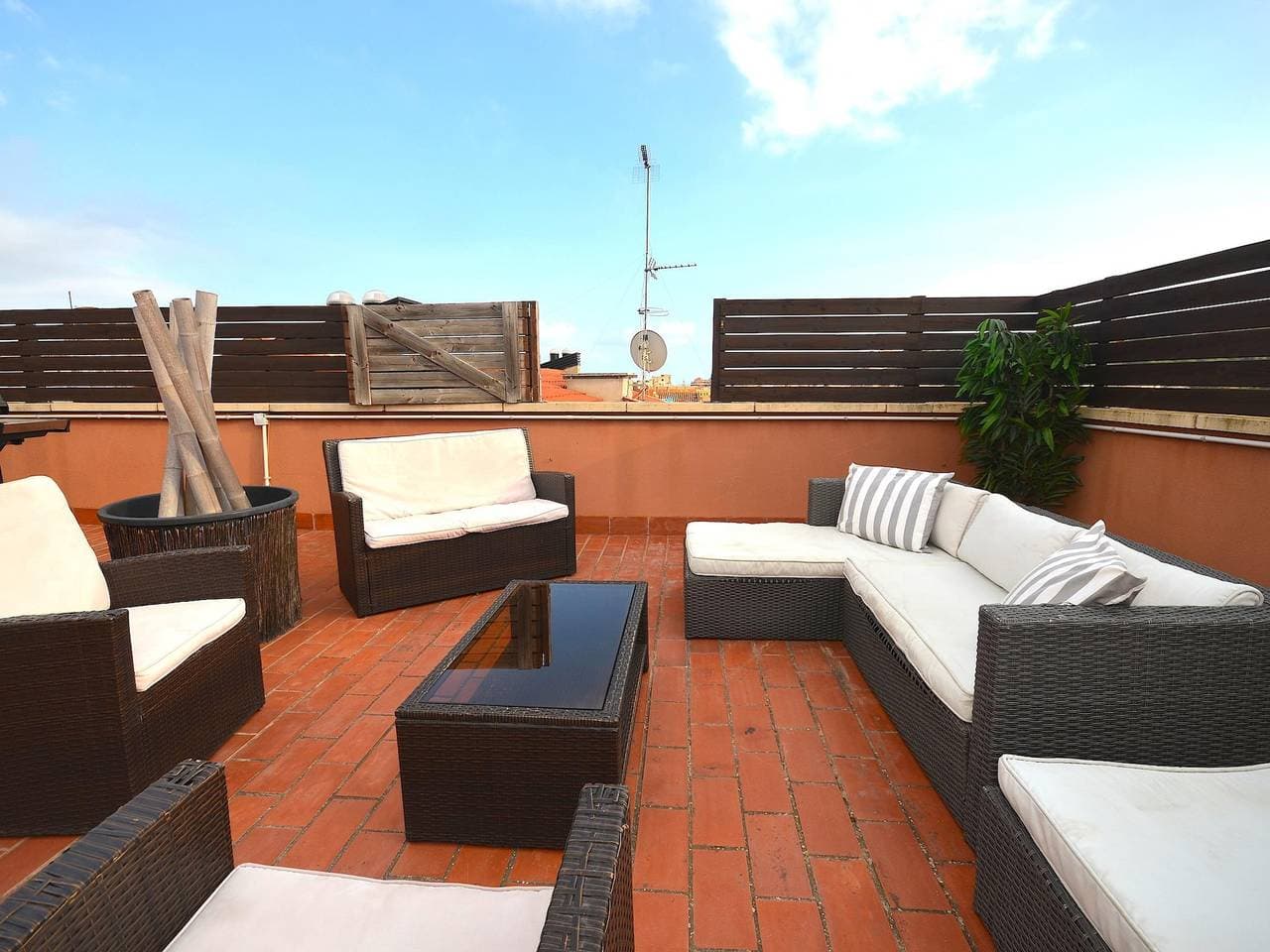 Foto 2 von 33: Ferienwohnung für 6 Personen mit Balkon