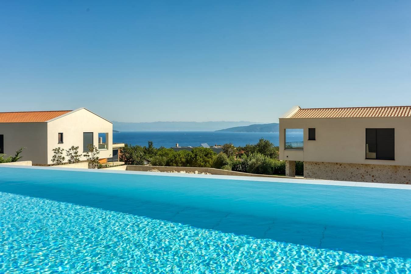 Ultramoderne Villa Unea mit atemberaubendem Meerblick 1