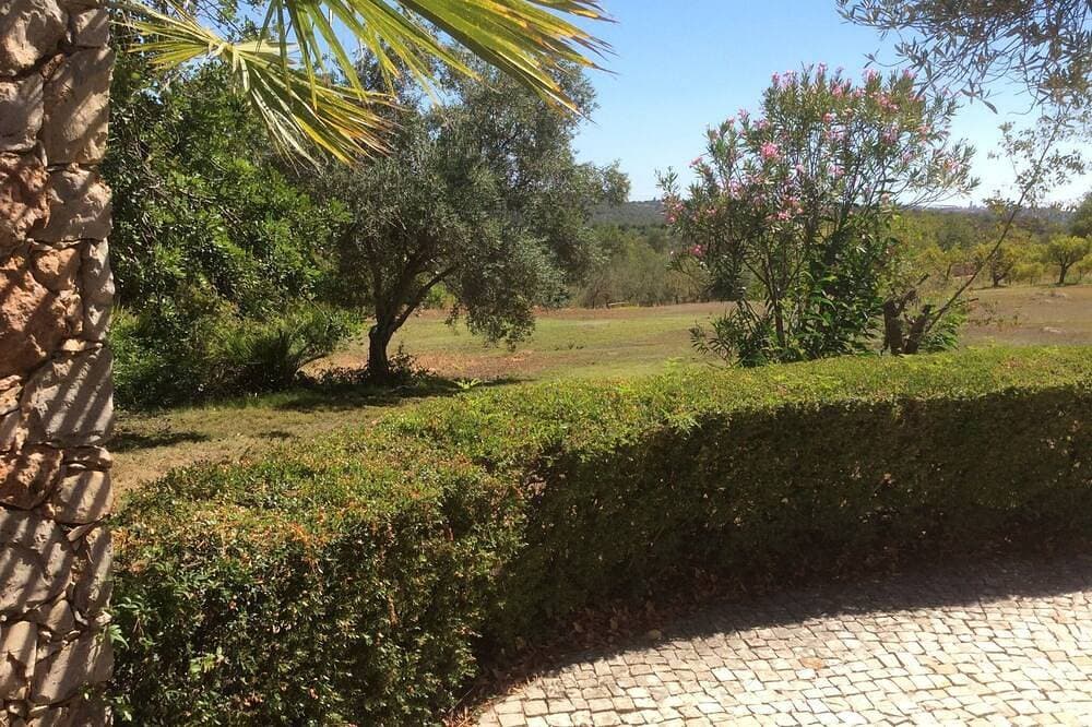 Foto 13 von 30: Fabulous Designer Villa, Own Pool And Gardens, Amazing Views Over Tavira To Sea