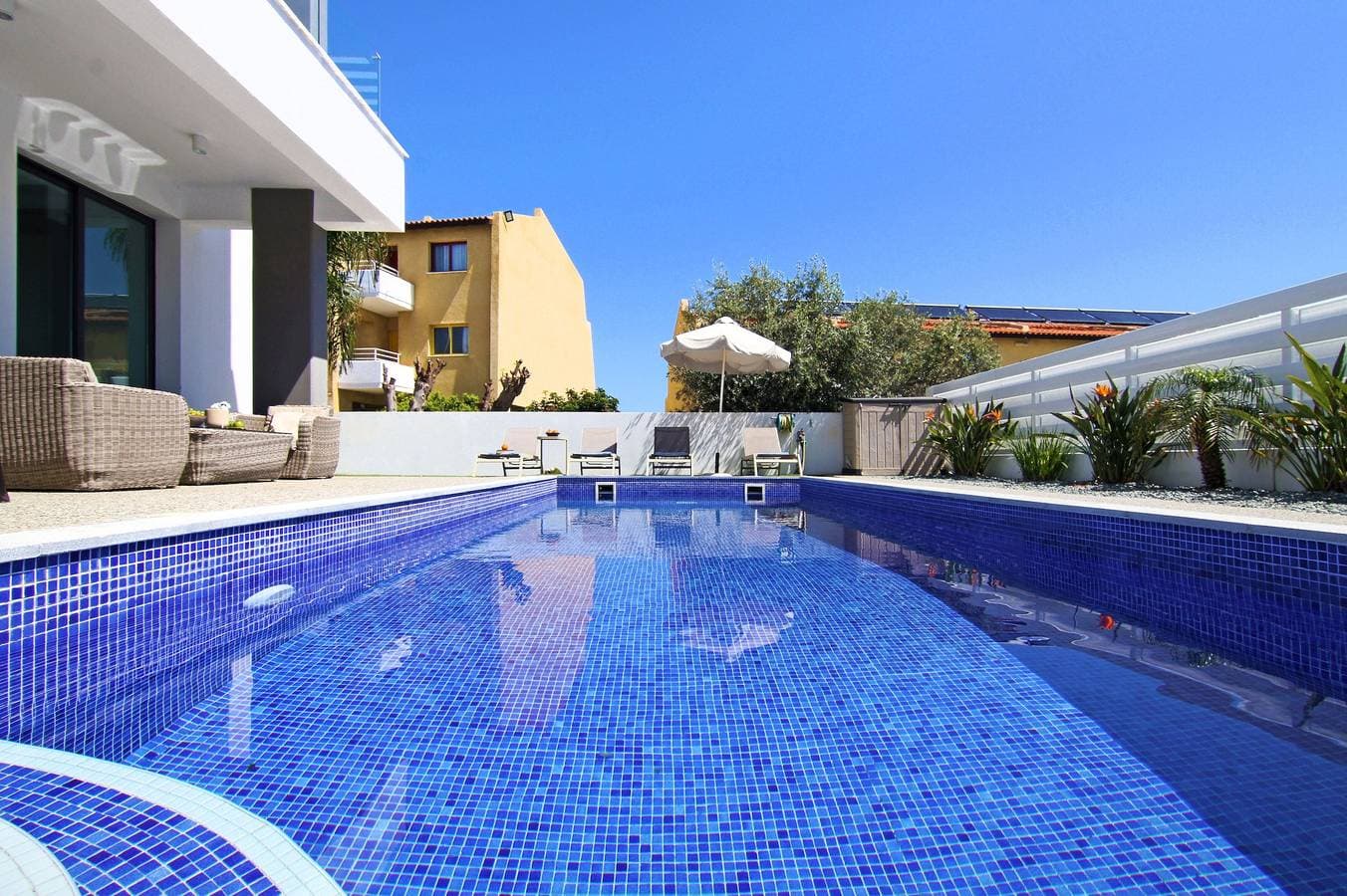 Foto 7 von 35: Villa für 6 Personen mit Garten
