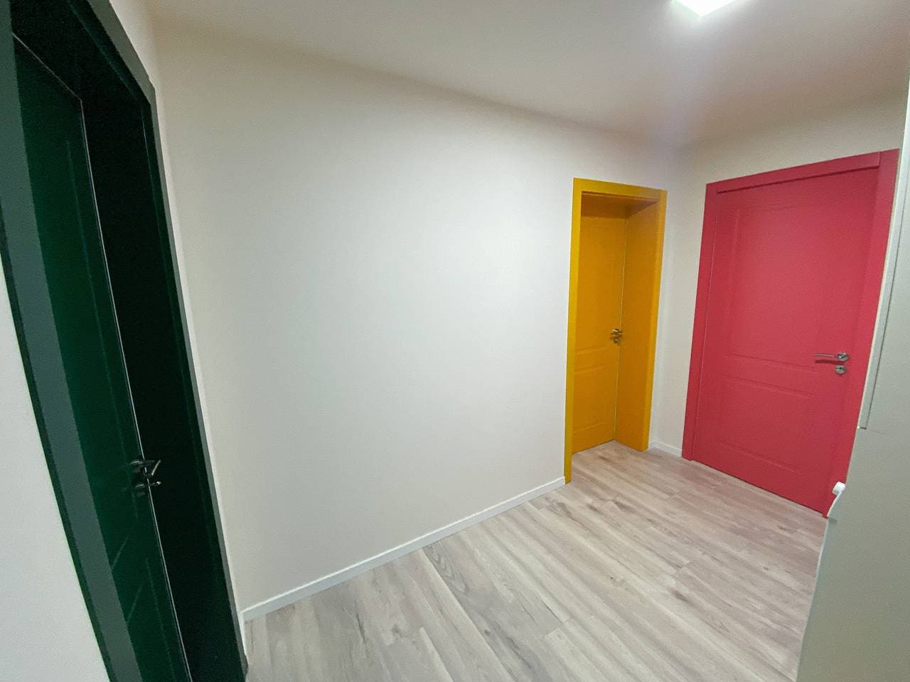 Foto 2 von 6: Three Doors Apartments, Papaya Apartment mit 1 Schlafzimmer