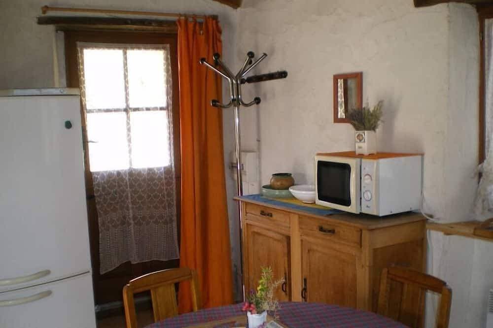 Foto 8 von 11: Freistehendes Haus mit Garten