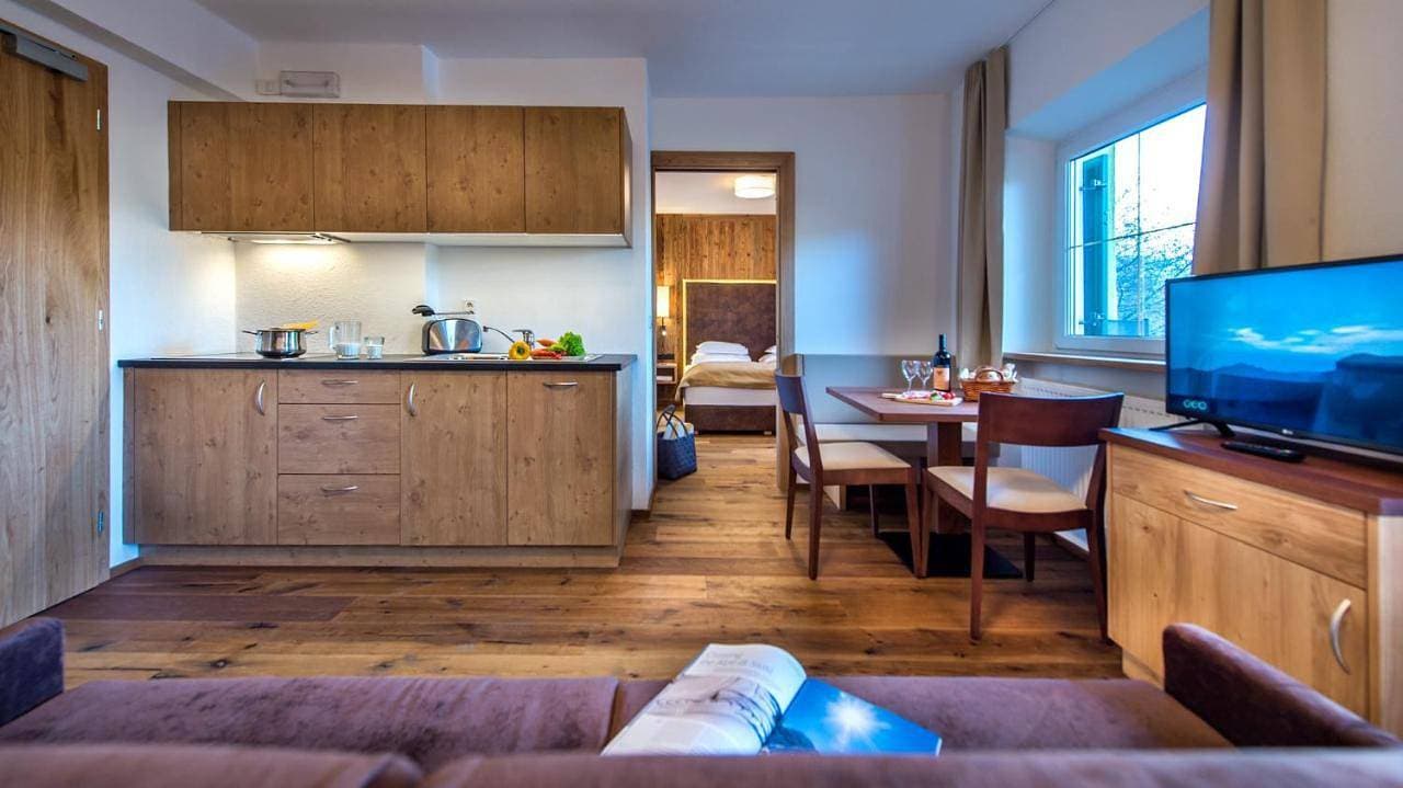 Foto 6 von 8: Superior One-Bedroom Apartment with Balcony