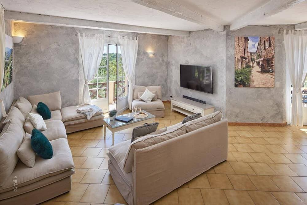 Foto 9 von 30: Schöne Familienvilla für 11 Personen mit privatem Pool in der Nähe von Grasse