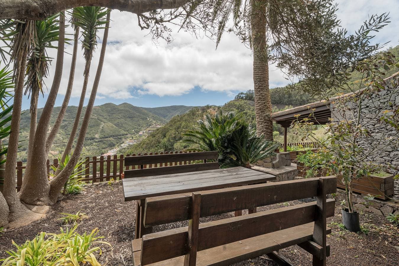 Foto 2 von 28: Ferienhaus 'Maria' mit Bergblick, privater Terrasse und WLAN - SilboHolidays