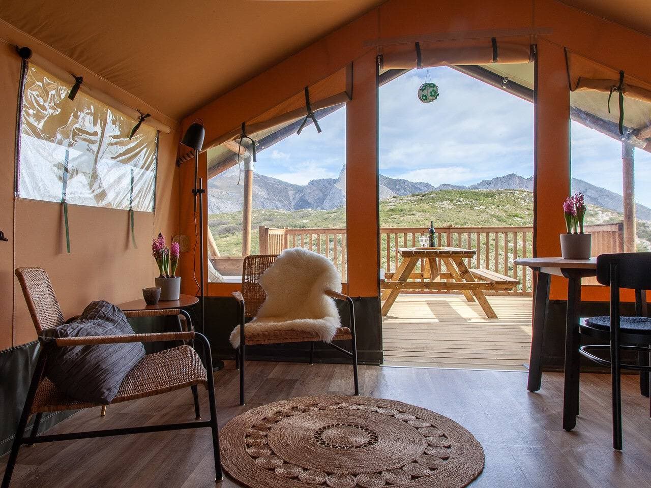Foto 2 von 27: Glamping 'Tienda De Safari ' mit privater Terrasse und WLAN