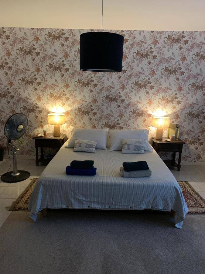 Foto 3 von 13: Double Room with Private Bathroom