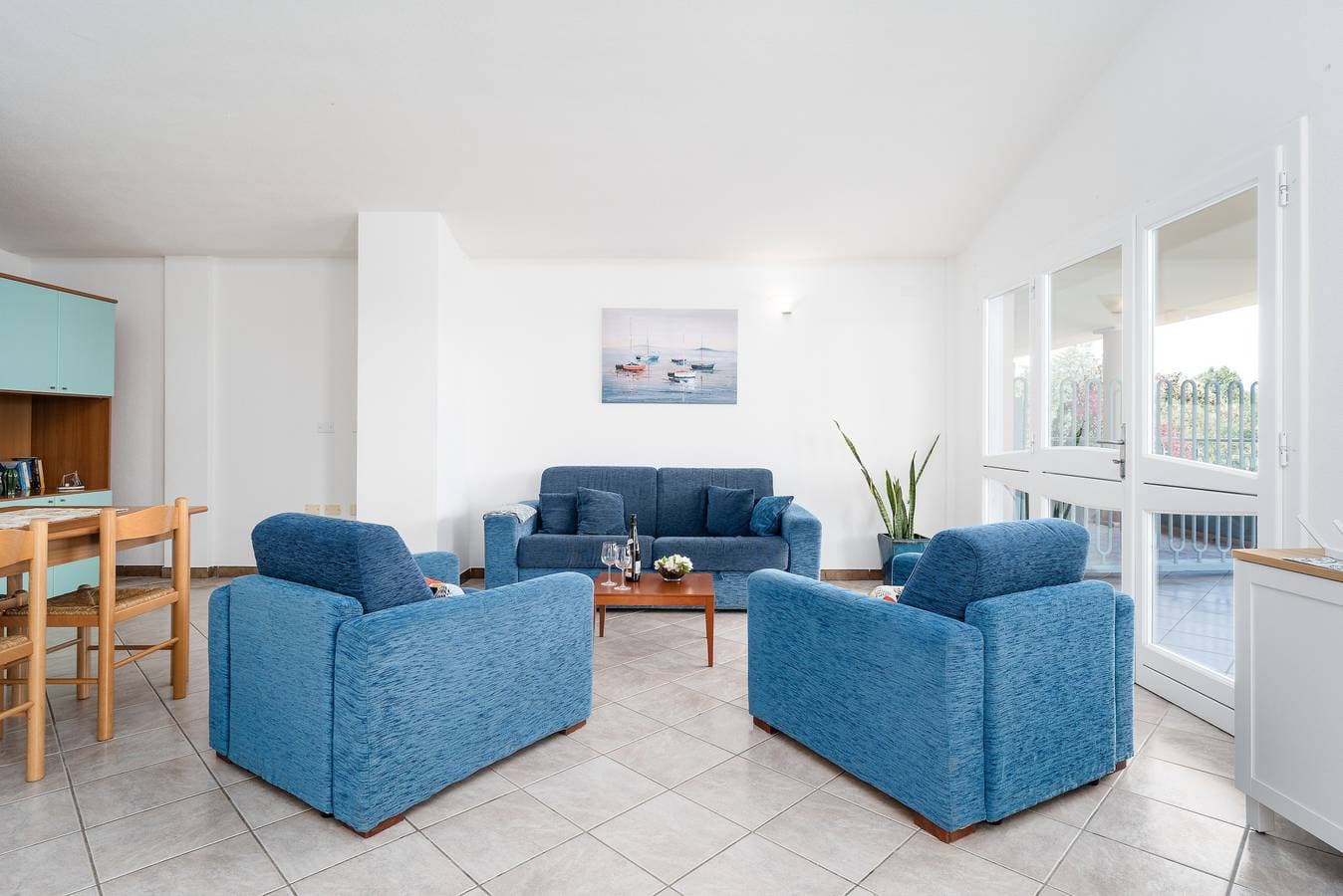 Foto 3 von 28: Appartamento La Vela Blu mit Gemeinschaftspool und WLAN, Orosei